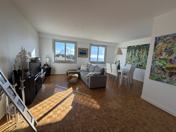 SOUS OFFRE - 3 pièces spacieux à Monaco, calme et sérénité, excellent état et vue Panoramique - 3